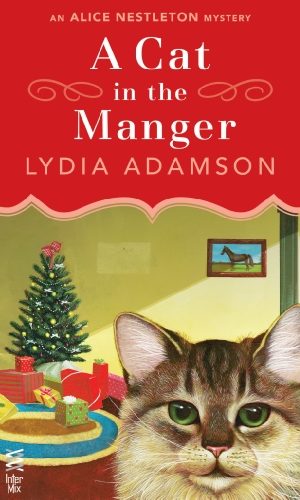 A Cat in the Manger: An Alice Nestleton Mystery (InterMix)